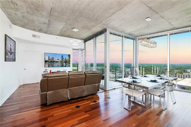 MLS: O5947049 Condo For Sale