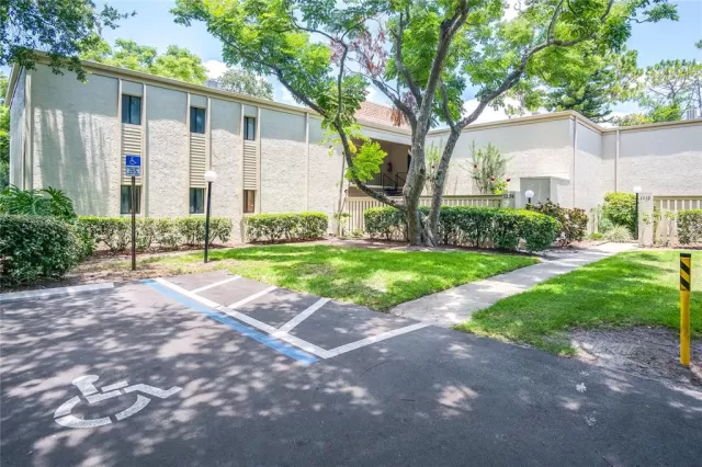 MLS: O5947303 Condo For Sale