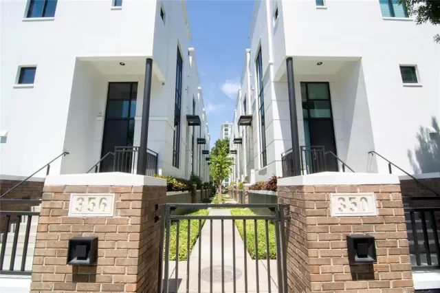 MLS: O5947703 Condo For Sale