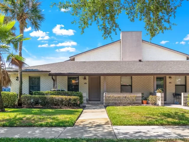 MLS: O5947724 Condo For Sale