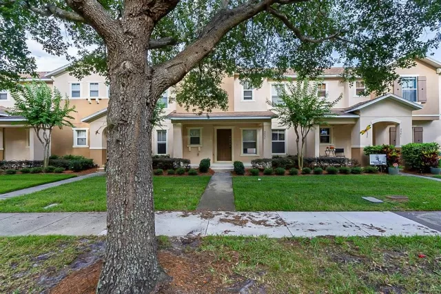 MLS: O5947988 Condo For Sale