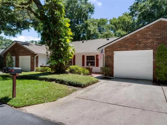 MLS: O5948102 Condo For Sale