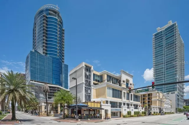 MLS: O5948311 Condo For Sale