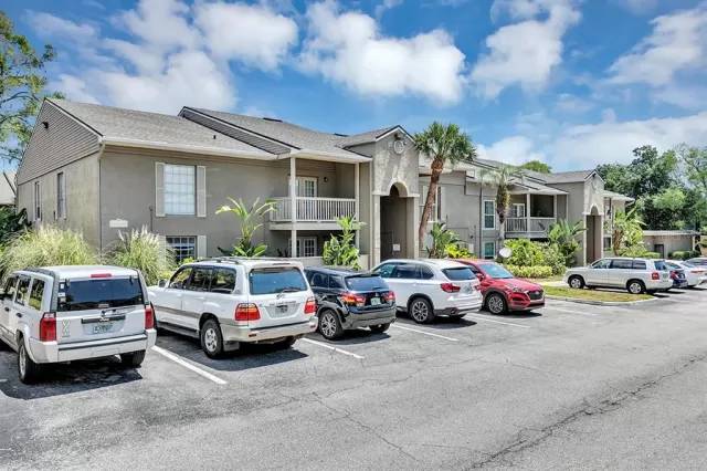 MLS: O5948717 Condo For Sale