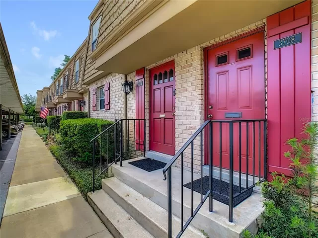 MLS: O5949280 Condo For Sale