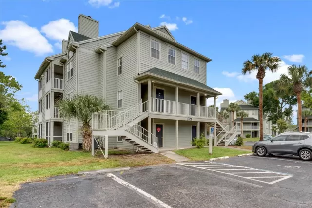 MLS: O5949365 Condo For Sale