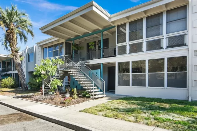 MLS: O5949652 Condo For Sale