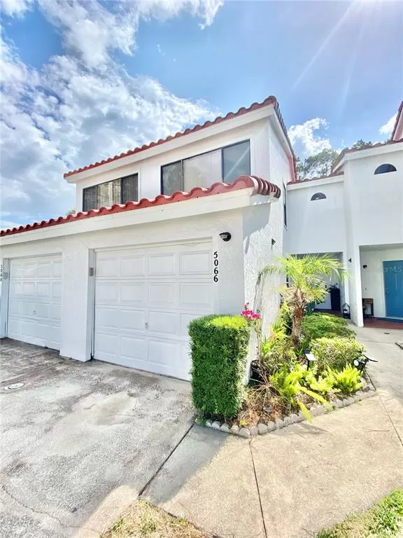 MLS: O5949936 Condo For Sale