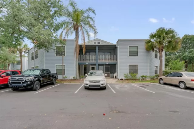 MLS: O5949947 Condo For Sale