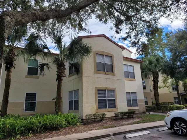 MLS: O5950089 Condo For Sale