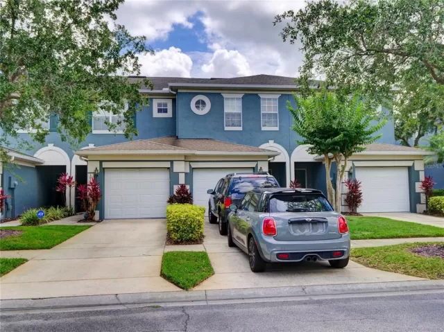 MLS: O5950137 Condo For Sale