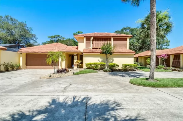 MLS: O5950896 Condo For Sale