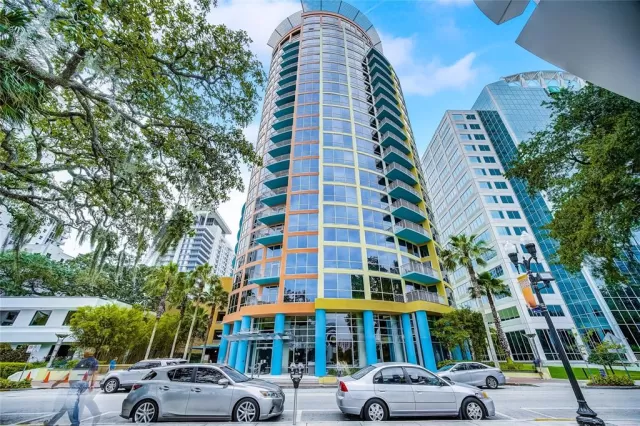 MLS: O5951599 Condo For Sale