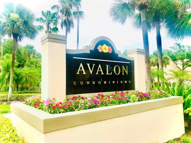 MLS: O5951623 Condo For Sale