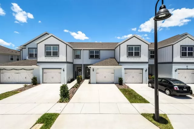 MLS: O5951930 Condo For Sale