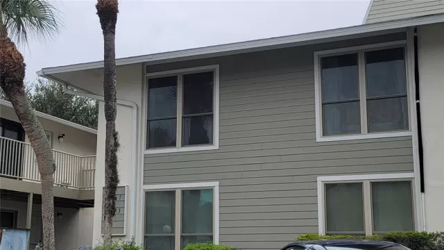 MLS: O5952229 Condo For Sale