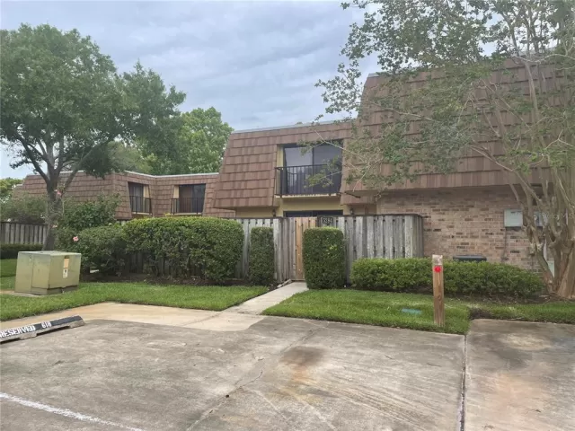 MLS: O5952545 Condo For Sale
