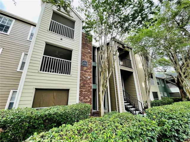 MLS: O5952565 Condo For Sale