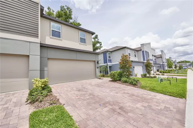 MLS: O5952595 Condo For Sale