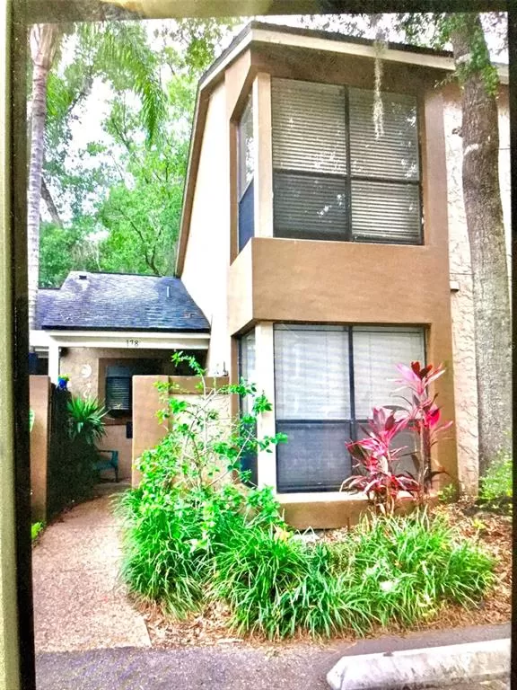 MLS: O5952857 Condo For Sale