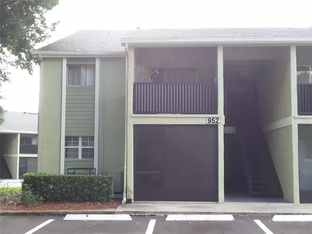 MLS: O5953277 Condo For Sale