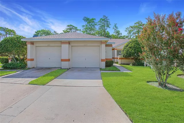 MLS: O5953380 Condo For Sale