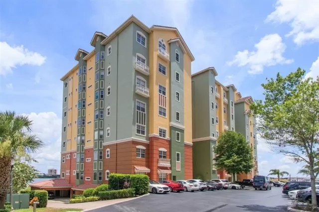 MLS: O5953412 Condo For Sale