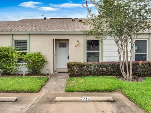 MLS: O5953419 Condo For Sale