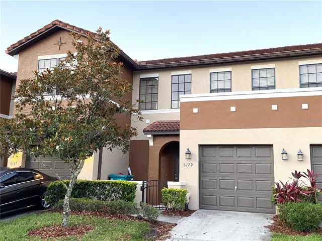 MLS: O5953519 Condo For Sale