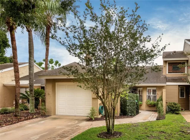 MLS: O5954071 Condo For Sale