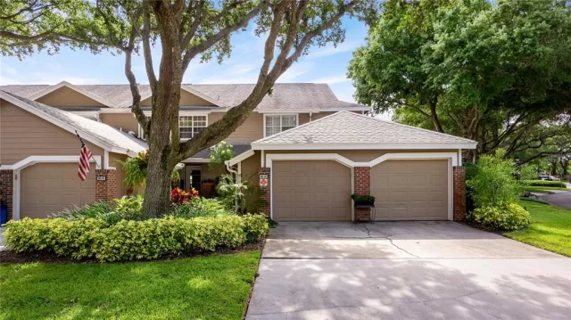 MLS: O5954736 Condo For Sale