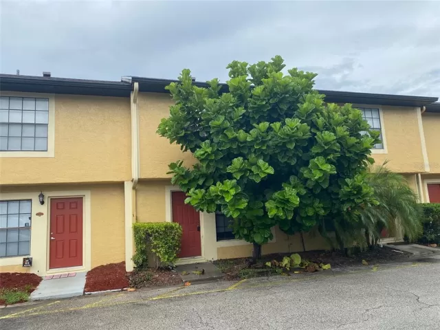 MLS: O5955650 Condo For Sale