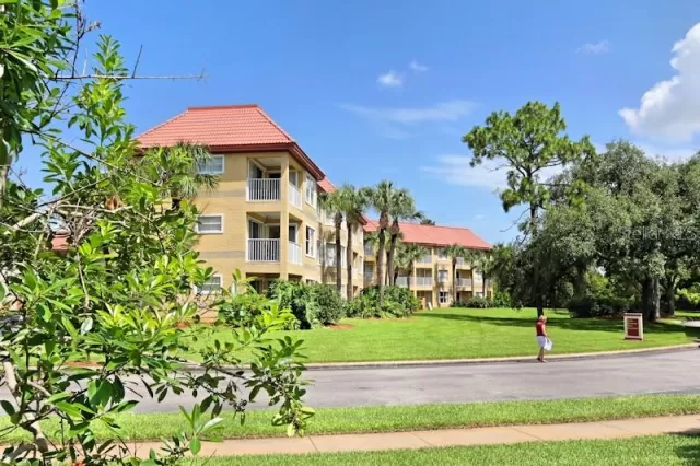 MLS: O5956185 Condo For Sale