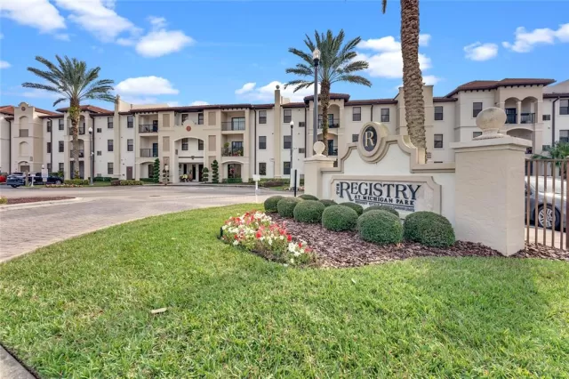 MLS: O5957004 Condo For Sale