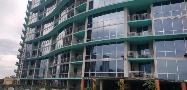 MLS: O5957585 Condo For Sale