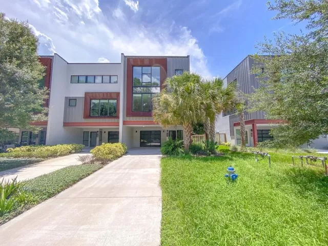 MLS: O5957915 Condo For Sale