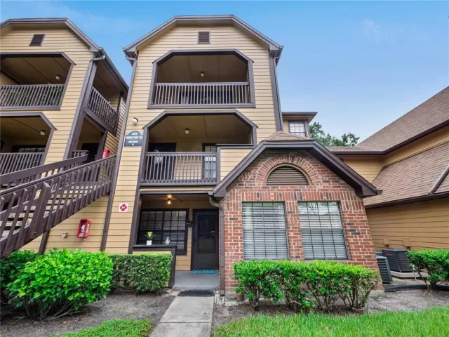 MLS: O5958478 Condo For Sale
