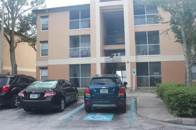 MLS: O5959022 Condo For Sale