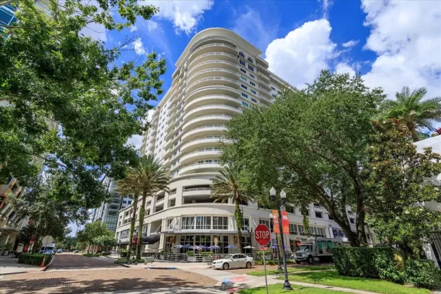 MLS: O5959232 Condo For Sale