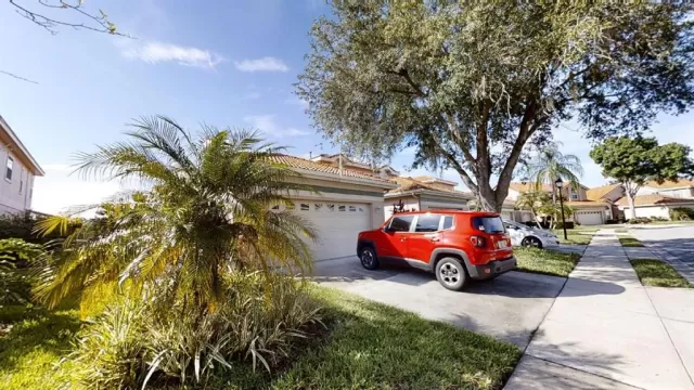 MLS: O5960475 Condo For Sale