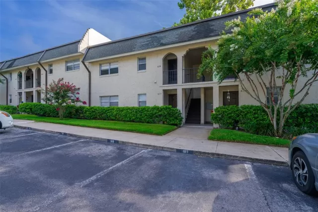 MLS: O5961320 Condo For Sale
