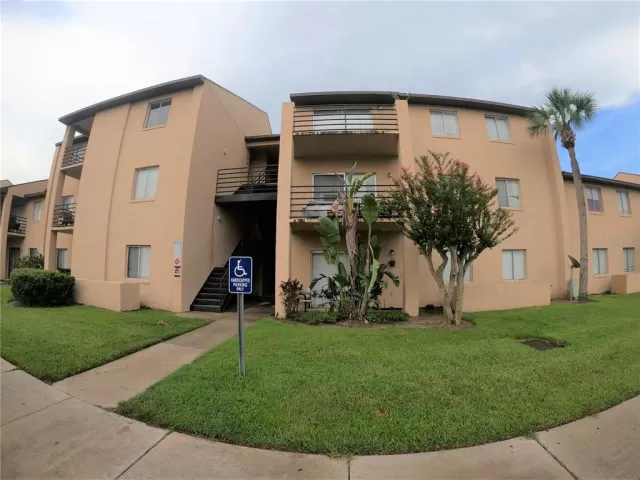 MLS: O5962721 Condo For Sale