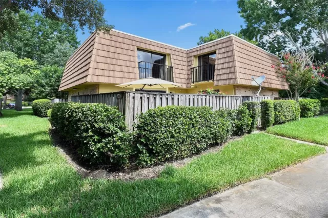 MLS: O5963212 Condo For Sale