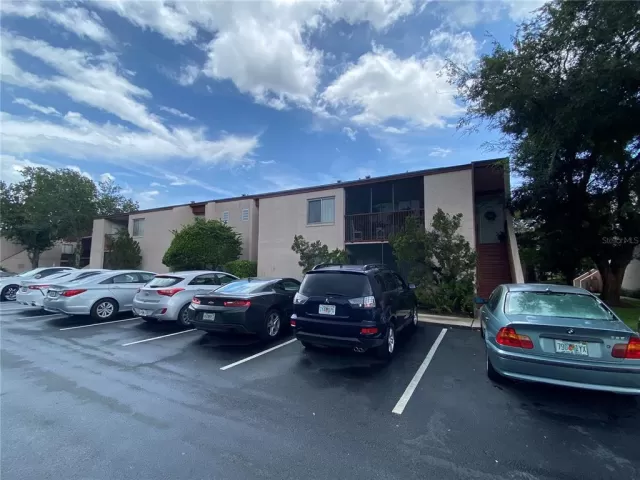 MLS: O5963251 Condo For Sale