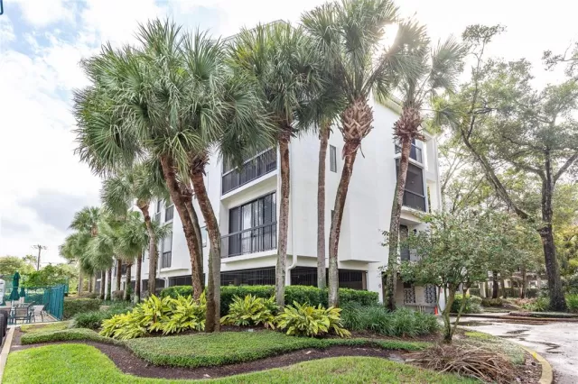 MLS: O5963821 Condo For Sale