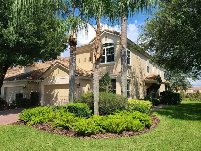 MLS: O5964324 Condo For Sale