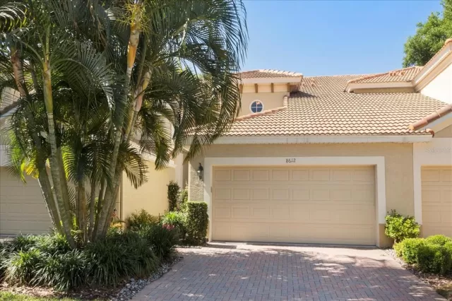 MLS: O5964327 Condo For Sale