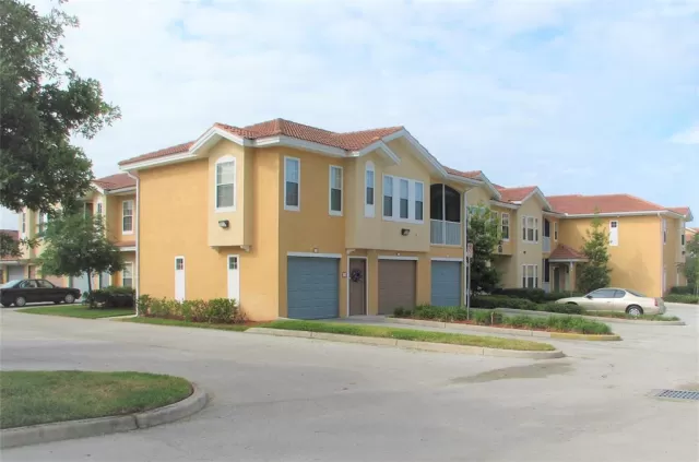 MLS: O5964855 Condo For Sale