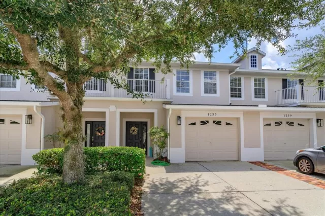 MLS: O5965314 Condo For Sale