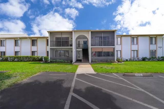 MLS: O5965679 Condo For Sale